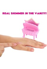 YUMMILAND Yummiland Beauty Bag Playset + Lip Gloss Doll – Cupcake Bag – met exclusieve Callie Birthday Cake, nagellak + nagelstickers, pailletten voor het lichaam, poppenspel, cosmetisch spel, vanaf 4 jaar