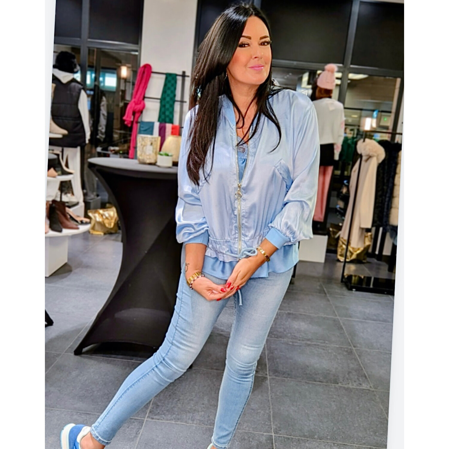 Bombers bleu ciel deals