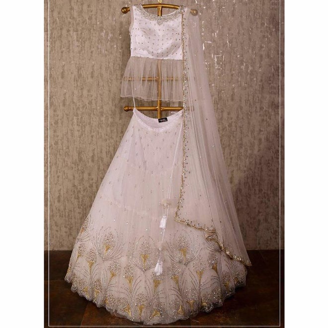 Lehenga Choli in Weiss