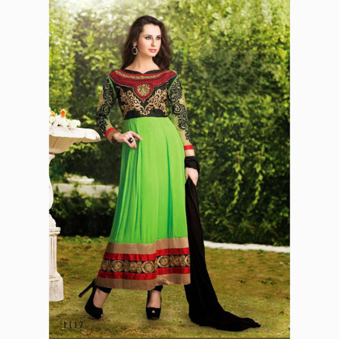 Salwar Kameez in Grün u. Schwarz