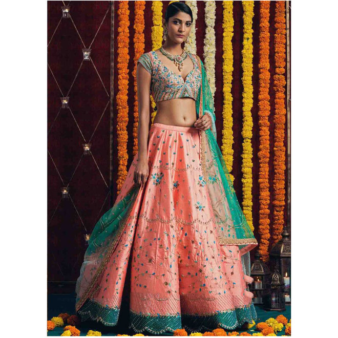 Lehenga Choli in Apricot, Türkis- Stoffpaket- halbgenäht