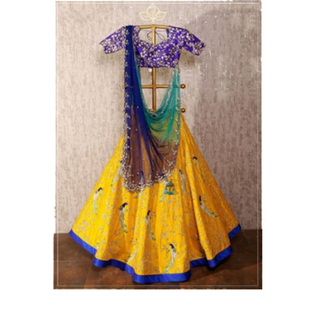 Lehenga Choli in Gelb, Blau- Stoffpaket- halbgenäht