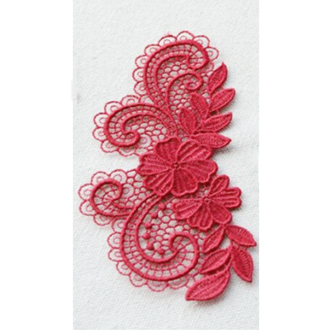 Häkelapplikation in Rot – 11 x 5 cm