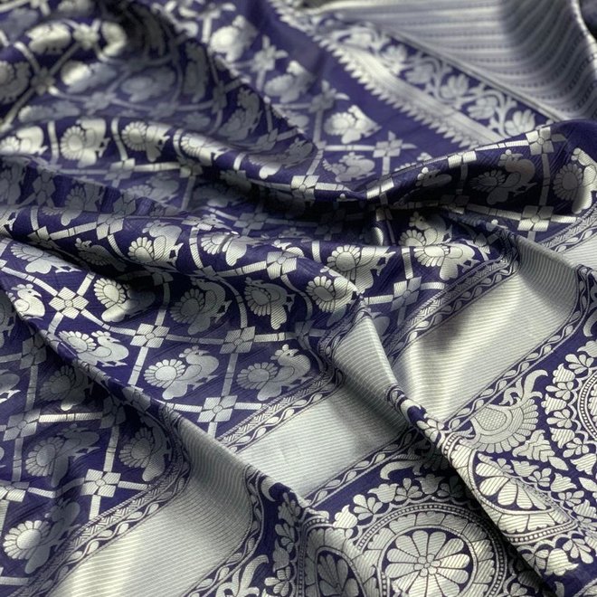 Sari Jacquard in Dunkelblau