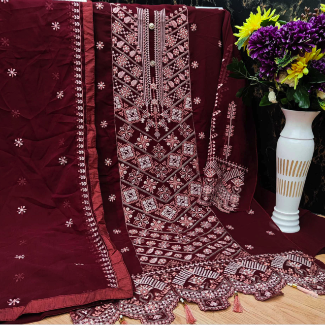 Salwar Kameez Stoffpaket – Halbgenähtes Set für dein individuelles Festoutfit