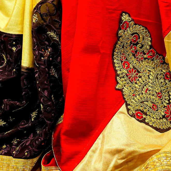 Sari in Rot, Gold, Braun (Komplettset)