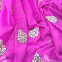 Sari Georgette in Pink bestickt