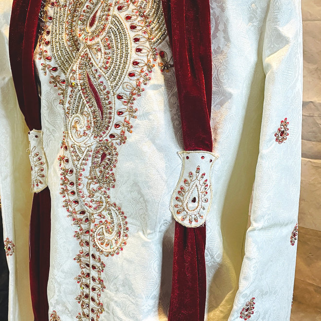 Sherwani exklusiv Weiss mit Schal