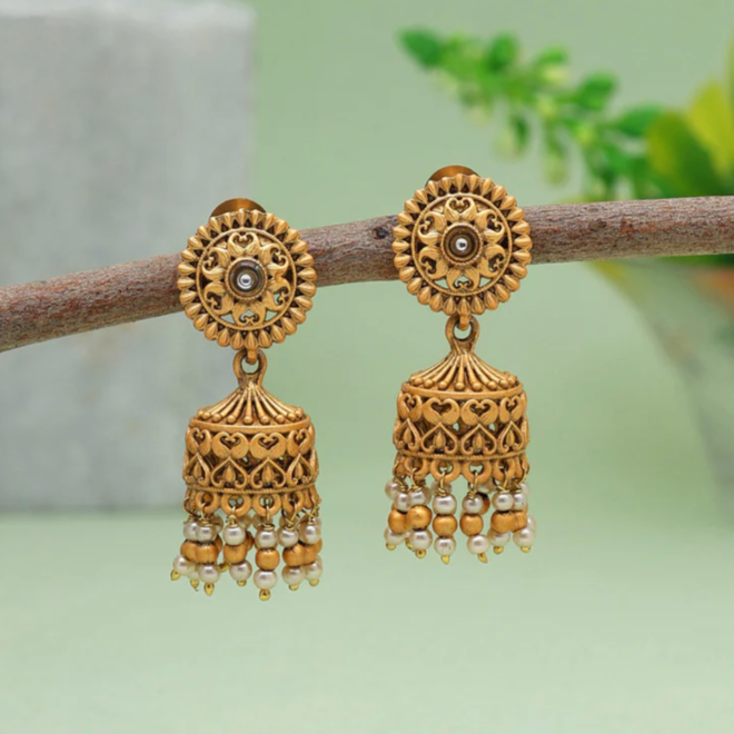 Indische Ohrringe in Gold