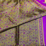 Indischer Sari in Braun/Magenta