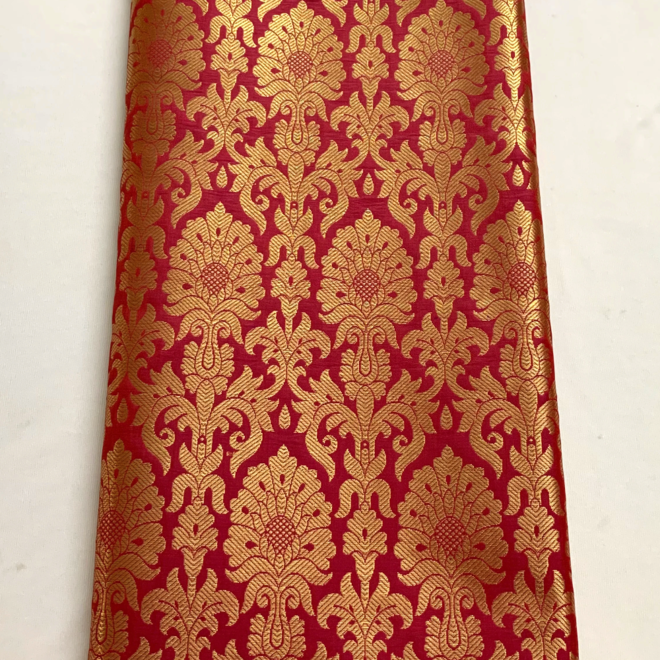 Barnasi Brokatstoff in Rot-Gold mit floralem Muster – Edle Meterware, 110 cm breit