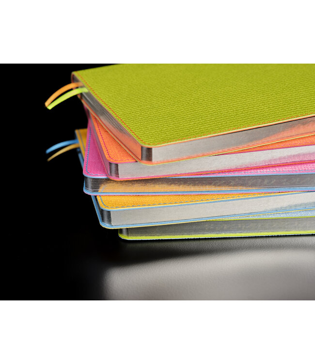 7Q04-LM: Notitieboeken Magician, BE=1 ex