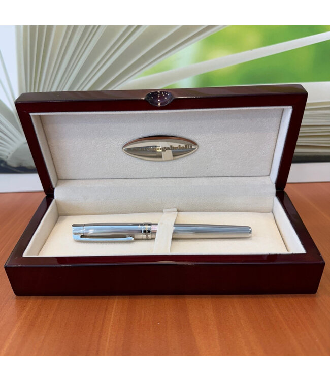 711-VPK: zilveren vulpen in houten kistje, BE=1ex