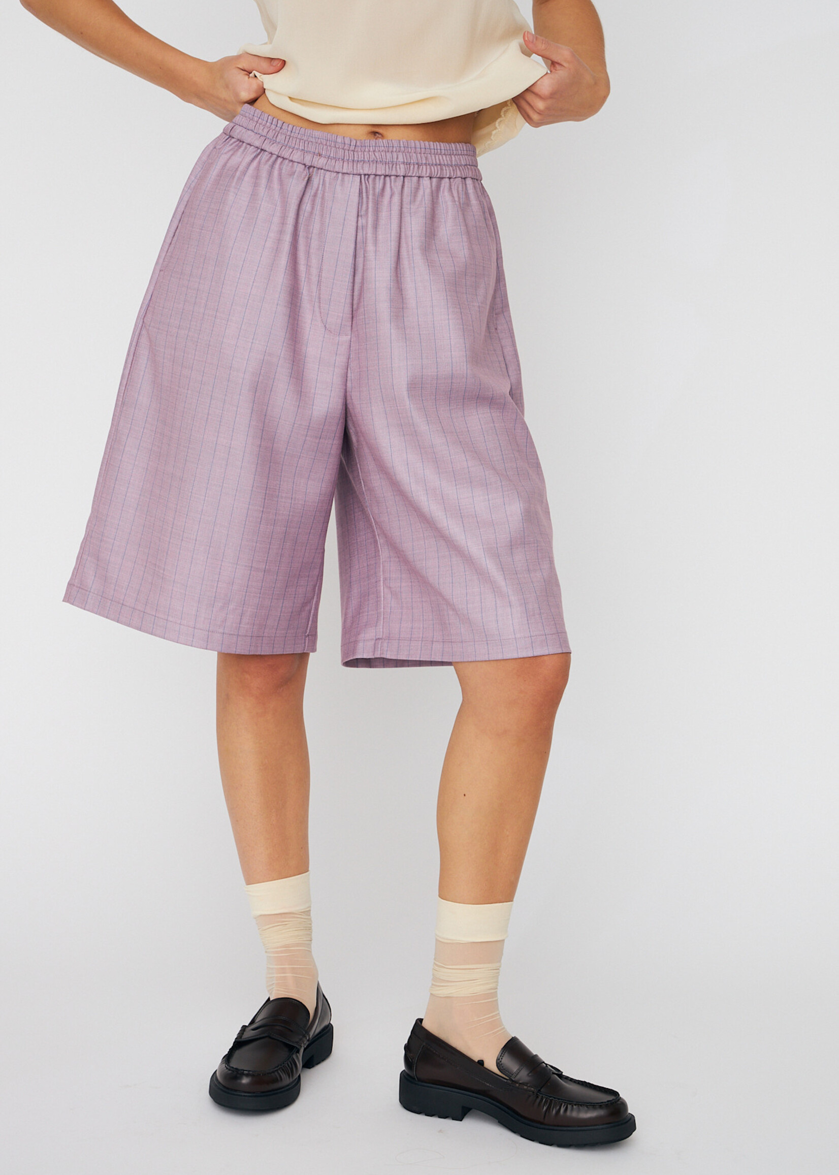 Stella Nova Striped suiting shorts light purple