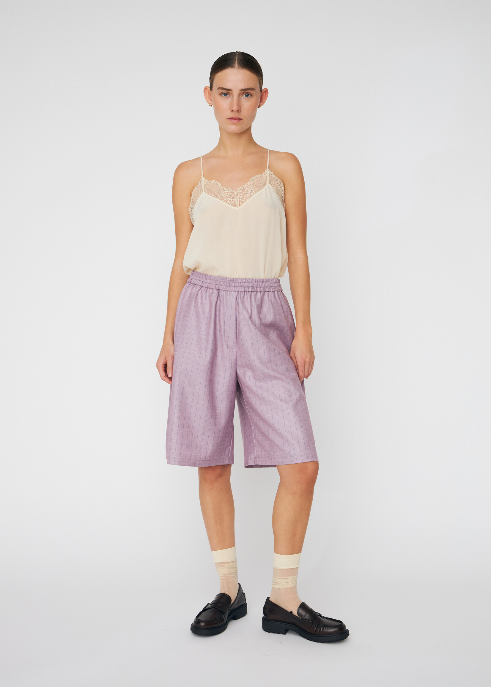 Stella Nova Striped suiting shorts light purple