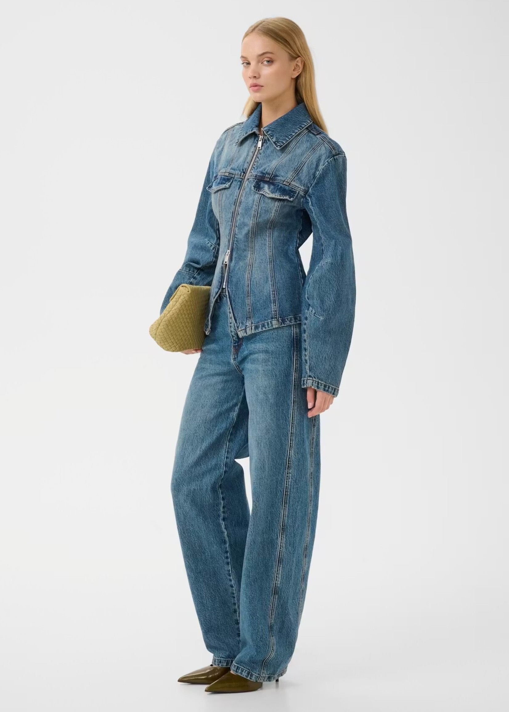 Gestuz Melu barrel jeans classic mid blue