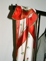 Baum und Pferdgarten Leah petite flower silk scarf