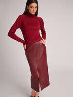 March 23 Skirt Chicago braided vernice lipstick