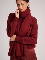 March 23 Scarf Daphne rust