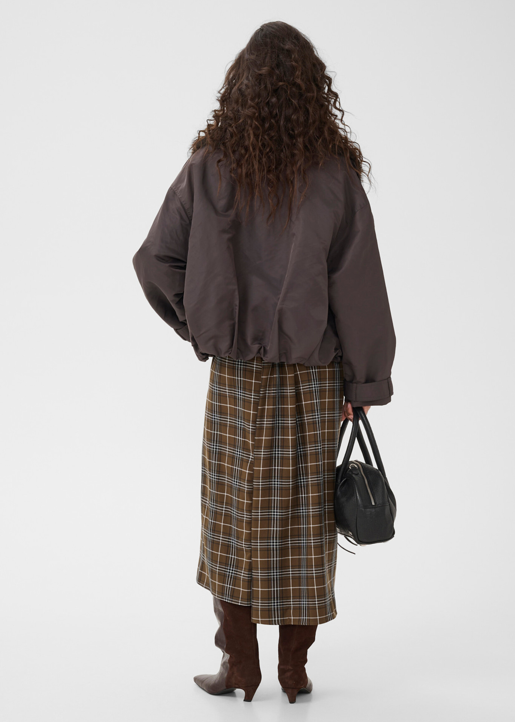 Gestuz Aleya skirt green olive check