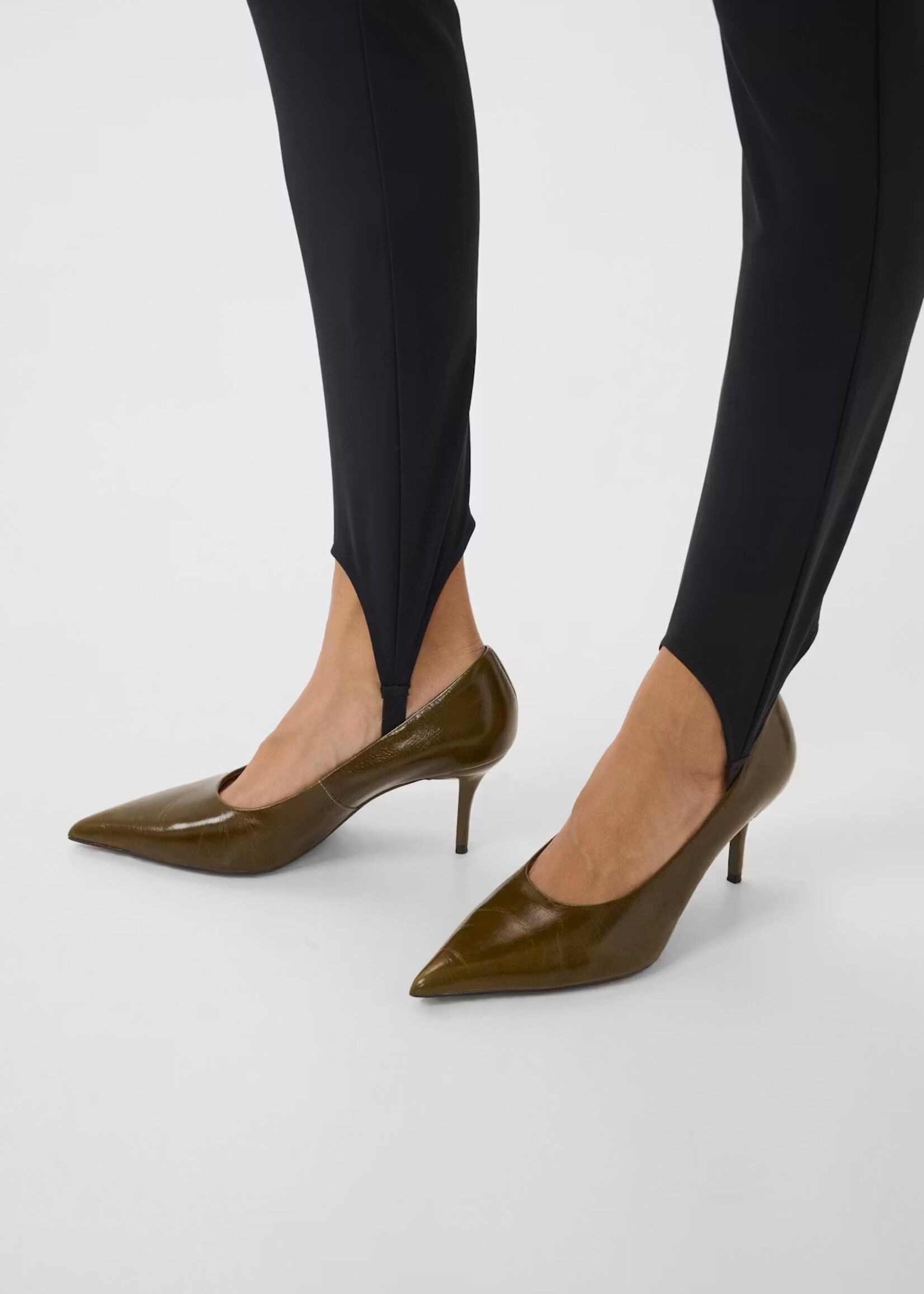 Gestuz Lyrose strap leggings black
