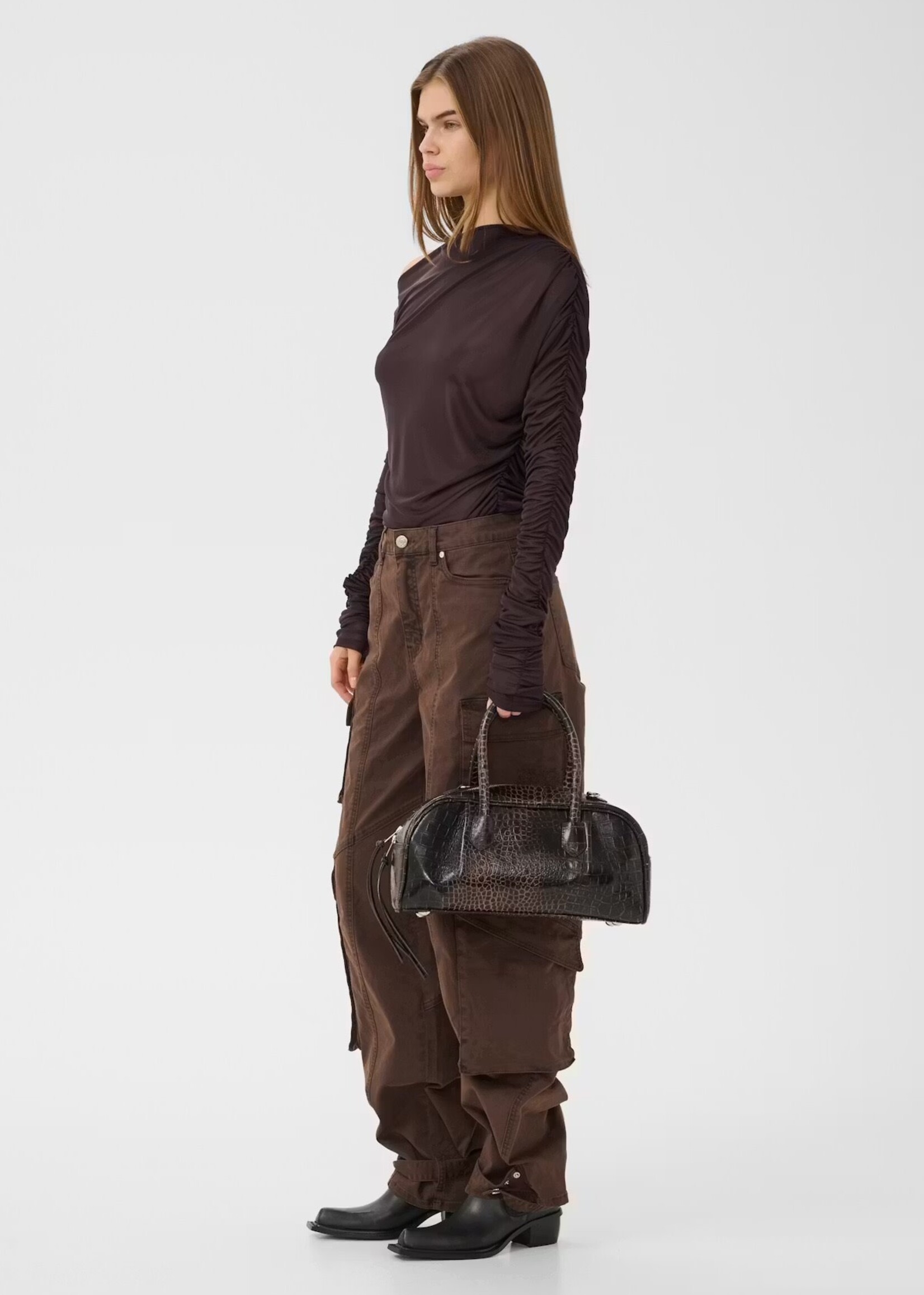 Gestuz Vedae top deep plum