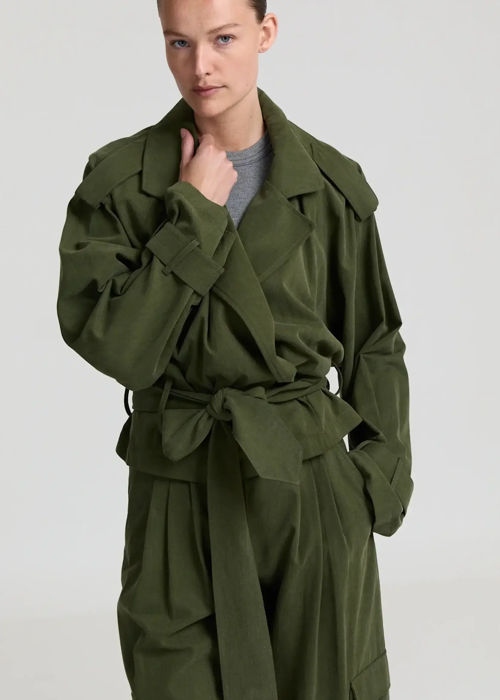 Liv The Label Simone jacket kaki green