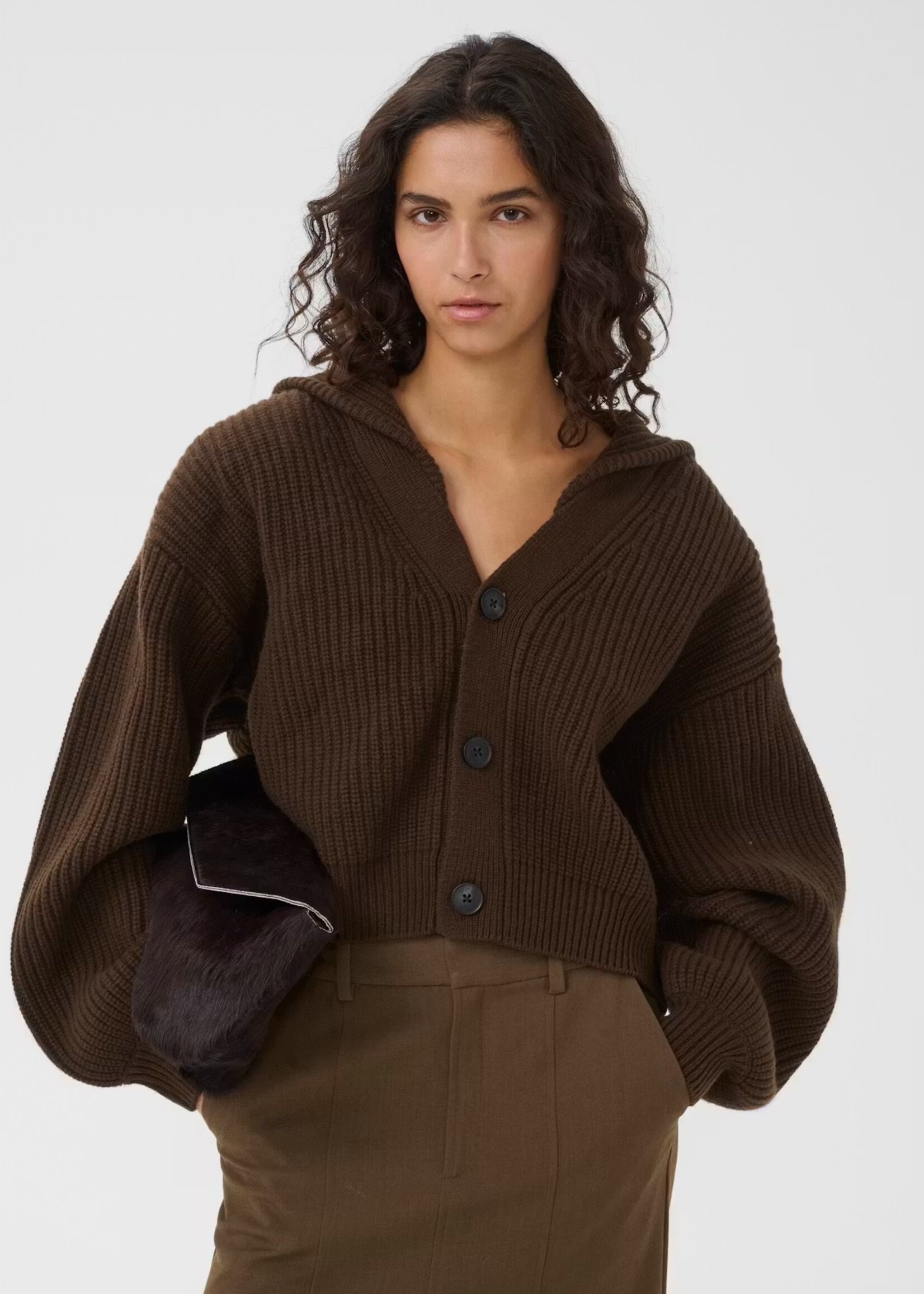 Gestuz Kamina cardi black