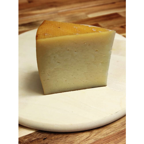 Idiazabal DOP Ahumado ~250g Idiazabal DOP Ahumado ~250g