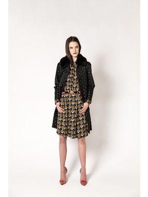 Coat with woven daisy flower