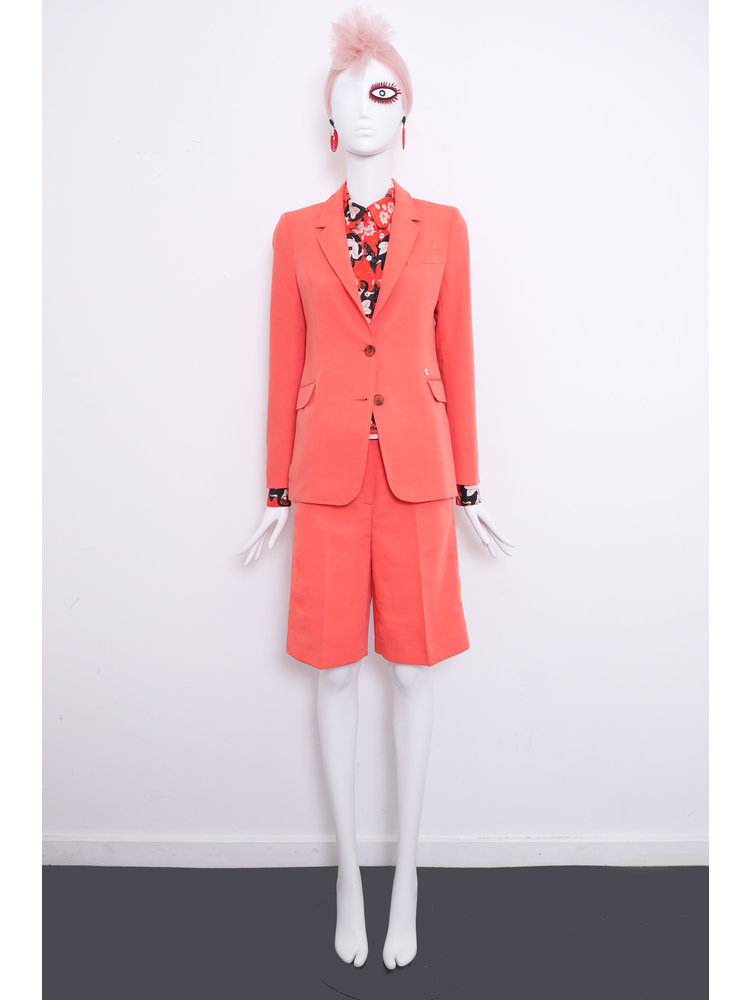 SIS by Spijkers en Spijkers Coral red, slim fitted colbert jacket, with flap pockets