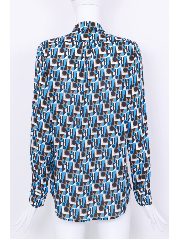 SIS by Spijkers en Spijkers blouse with cloud shape collar and cuffs in graphic blue revolution print