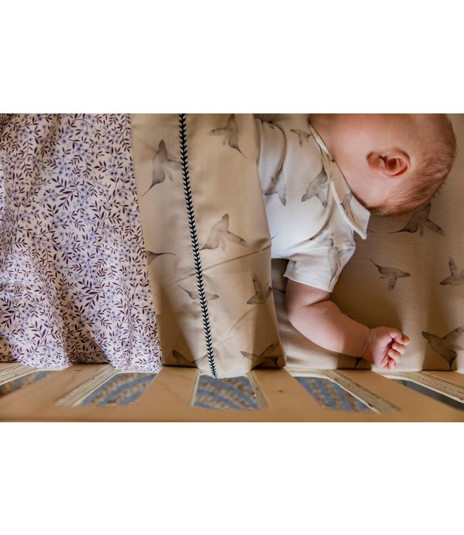 Mies & CO Baby crib sheet Little Dreams Humus