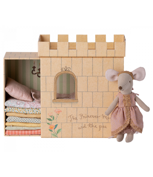 Maileg Princess and the pea, Big sister mouse