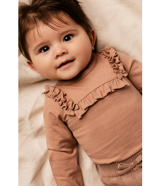 Baje Studio Bienne Peach almond