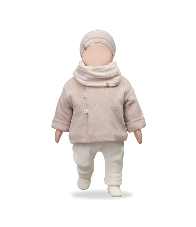 1 + in the family ALAIN Ecru