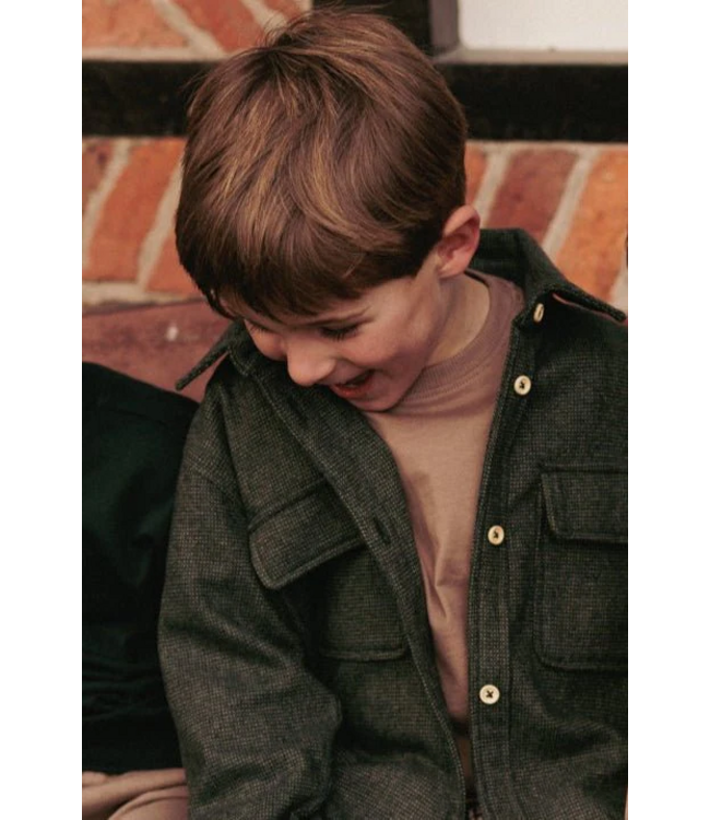 Mr. Loutre Kesper Conifer