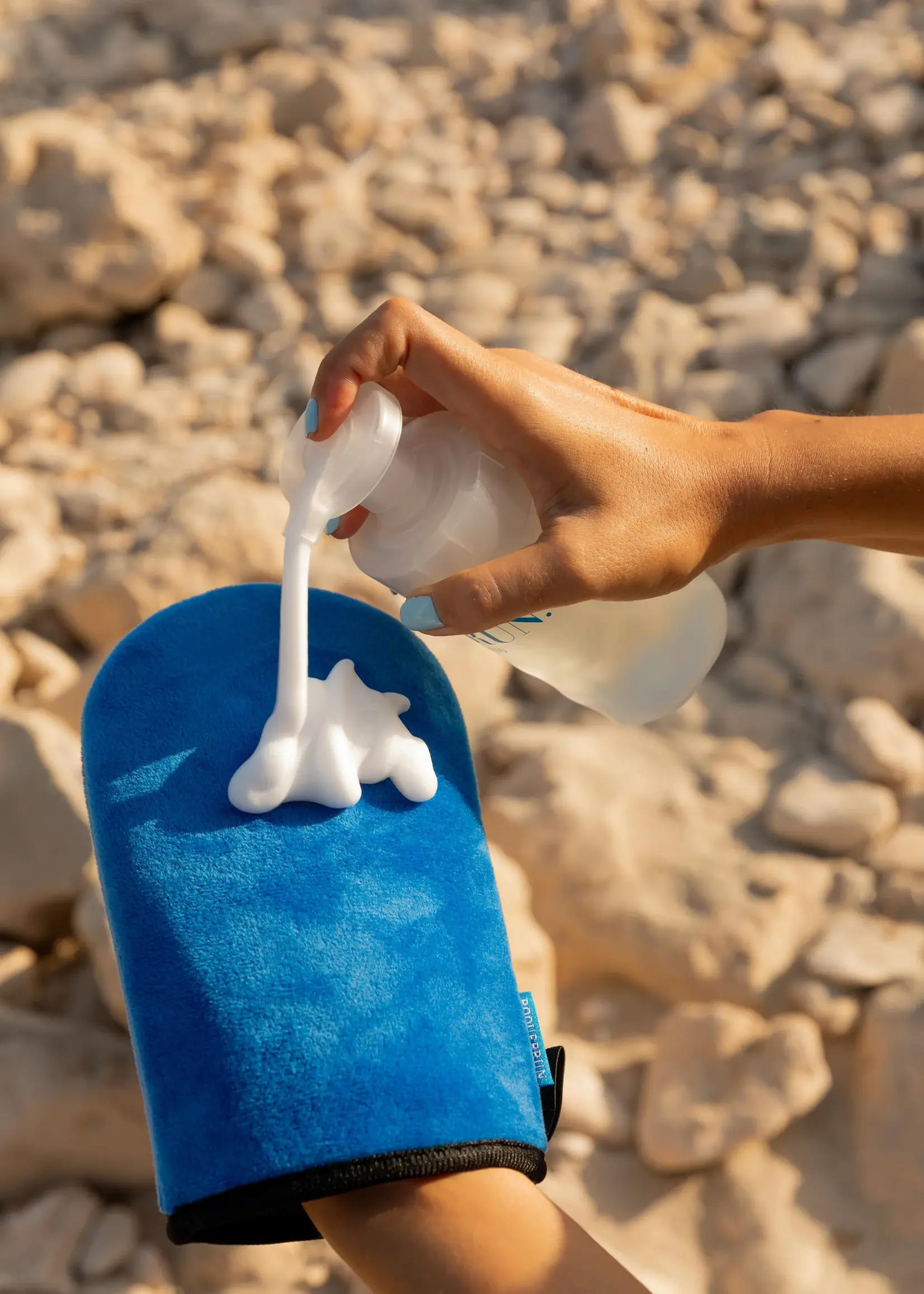 ROQUEBRUN Tanning Glove
