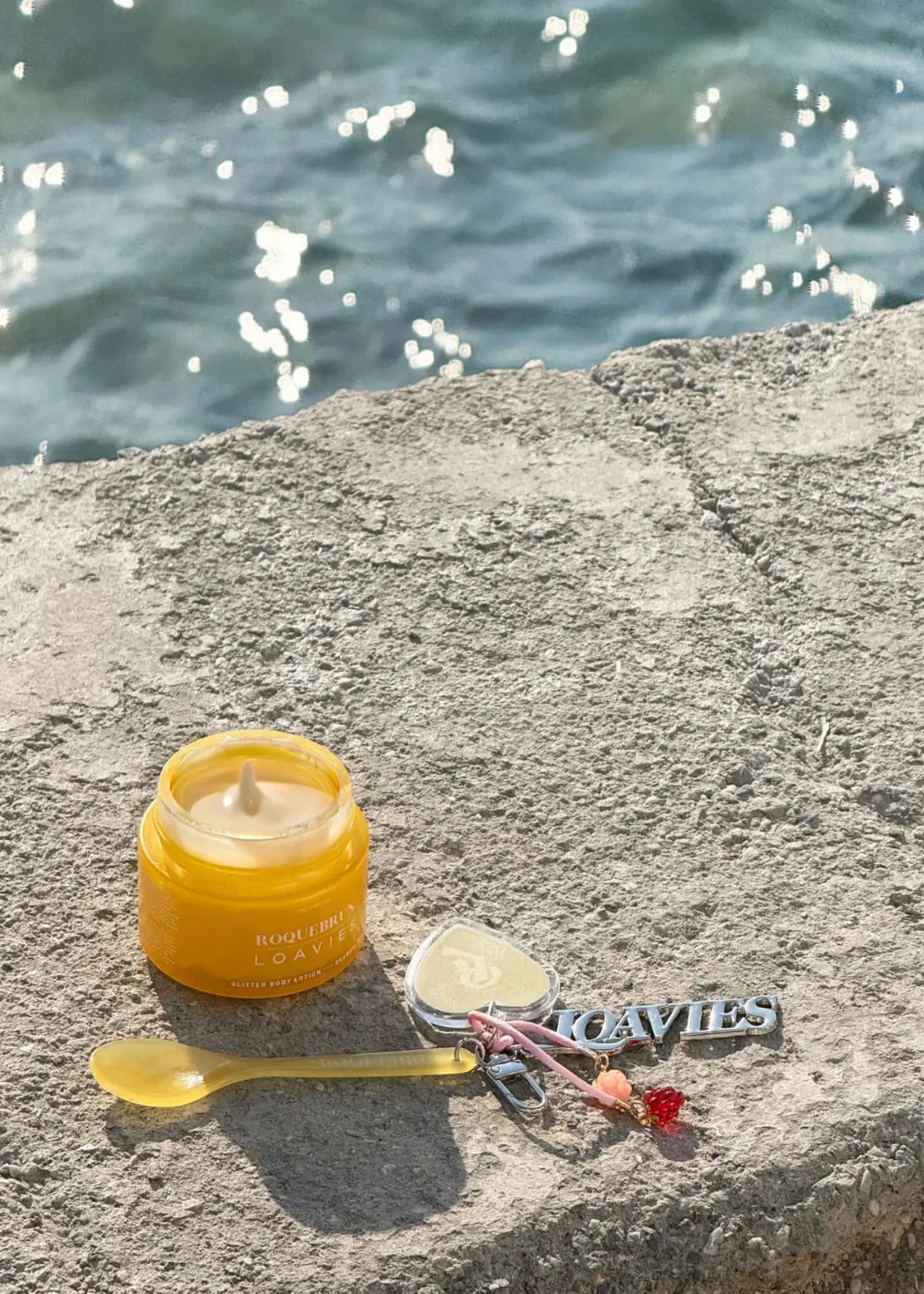 ROQUEBRUN Glitter Gradual Tan x LOAVIES