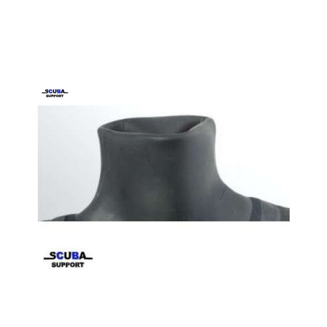 Scuba Support Droogpakreparatie - Neopreen Nekseal Innemen