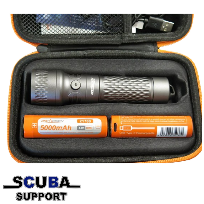 OrcaTorch X7 Dive lamp