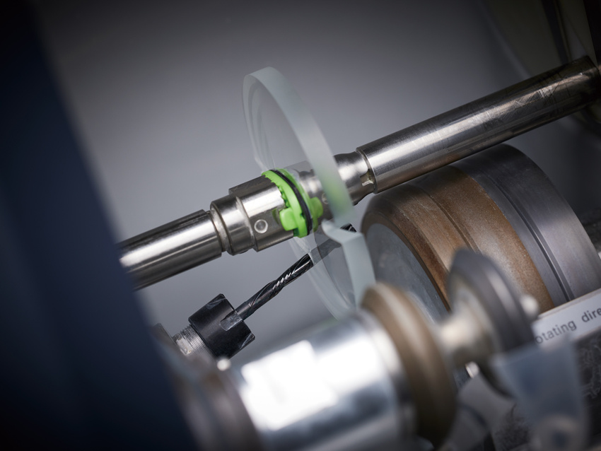 Nidek MSE-1 System Edger – krachtige hybride slijpautomaat voor maximale snelheid, precisie en high-volume verwerking