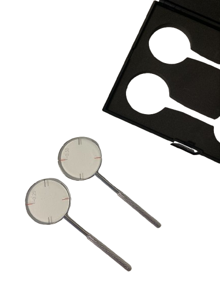 EyeVinci kruiscilinder set 0.25D en 0.50D, metalen vatting