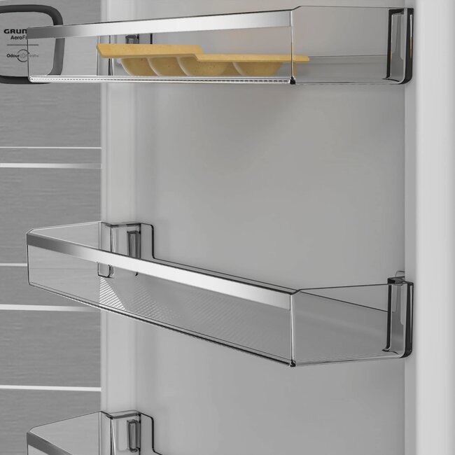 Grundig  GKPN 66940 LXRW  koelvriescombinatie Zwart