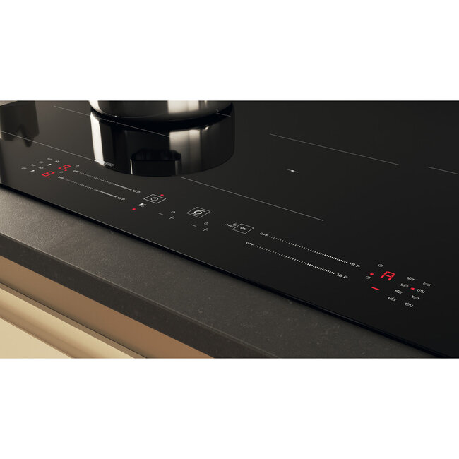 Whirlpool WF S1577 CPNE inductiekookplaat CleanProtect™