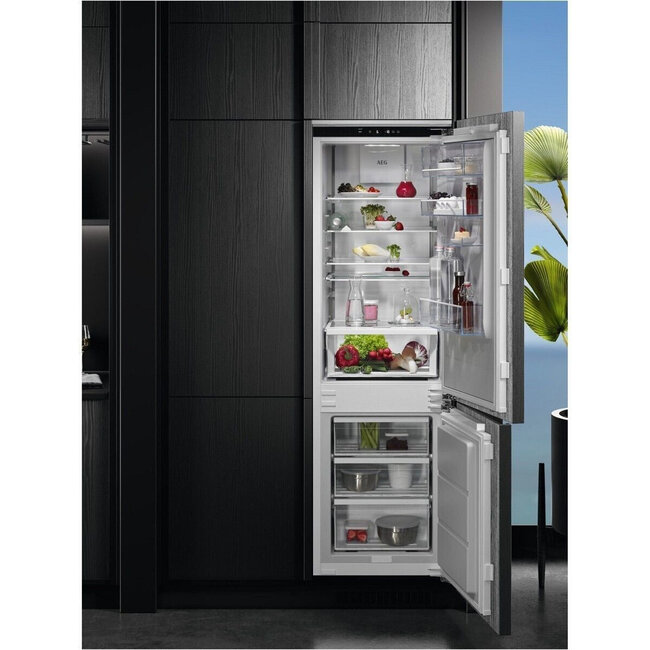 AEG NSC7M181EC | Inbouw koelvriescombiantie | 178 cm | Nofrost