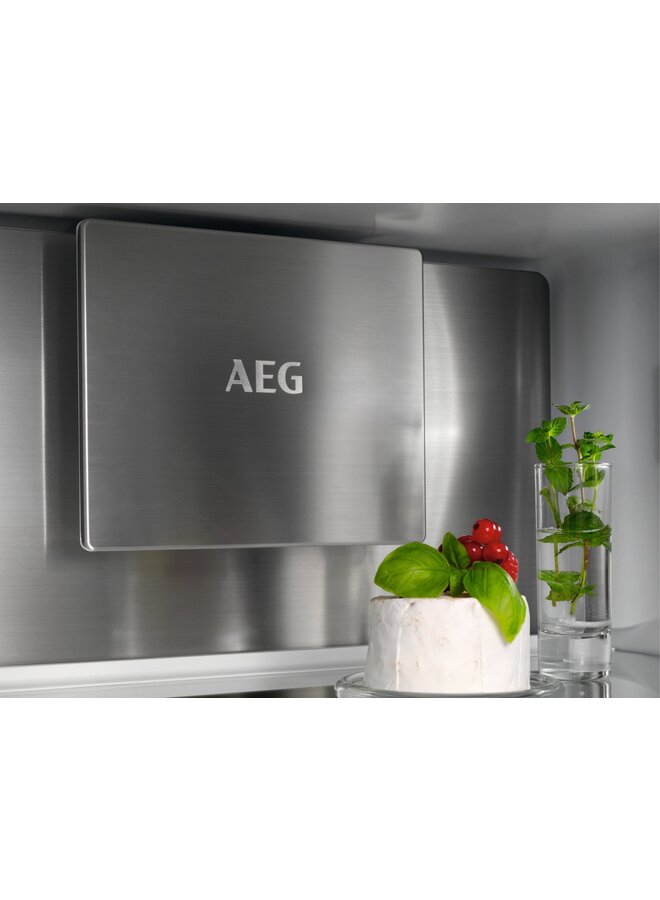 AEG TSC8M181BC | Inbouw koelvriescombinatie | 178 cm