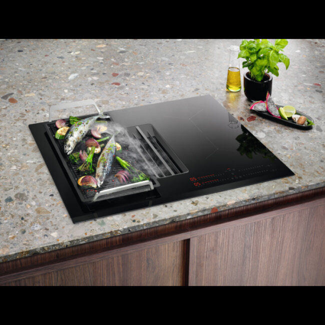 Electrolux ( AEG ) Electrolux KCC73443CK | Inductie kookplaat met afzuiging | 70 cm