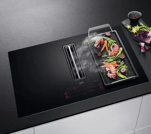 Inductiekookplaat met afzuiging