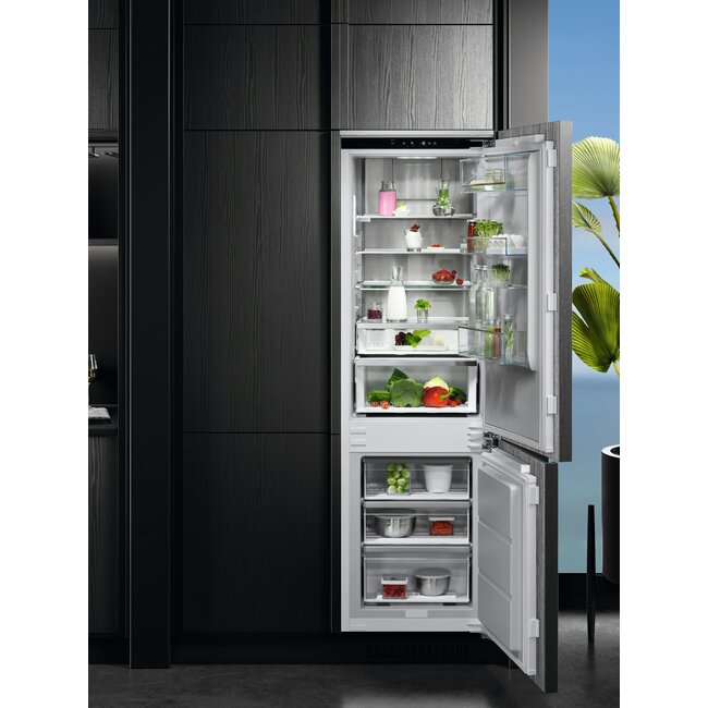 AEG NSC8M181BC | Inbouw koelvriesombinatie | 178 cm | B